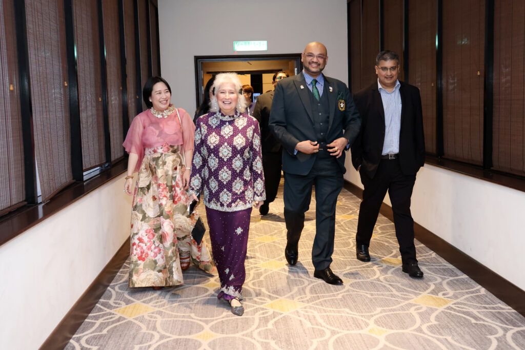 YAM Tunku Puteri Johor, Tunku Puteri Dr. Kamariah Aminah Maimunah Iskandariah- Dialysis patients with End Stage Kidney Disease (ESKD) need a hormone injection called erythropoietin to survive.